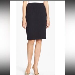 St. John Classic Black Pencil Skirt